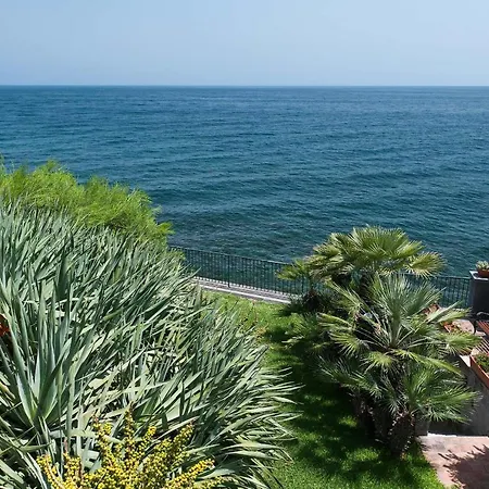 Torre Archirafi Apartmán *